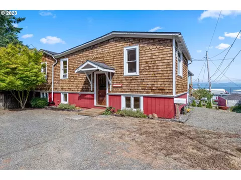 127 Washington St, Astoria, OR 97103