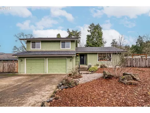 2354 Blackburn St, Eugene, OR 97405