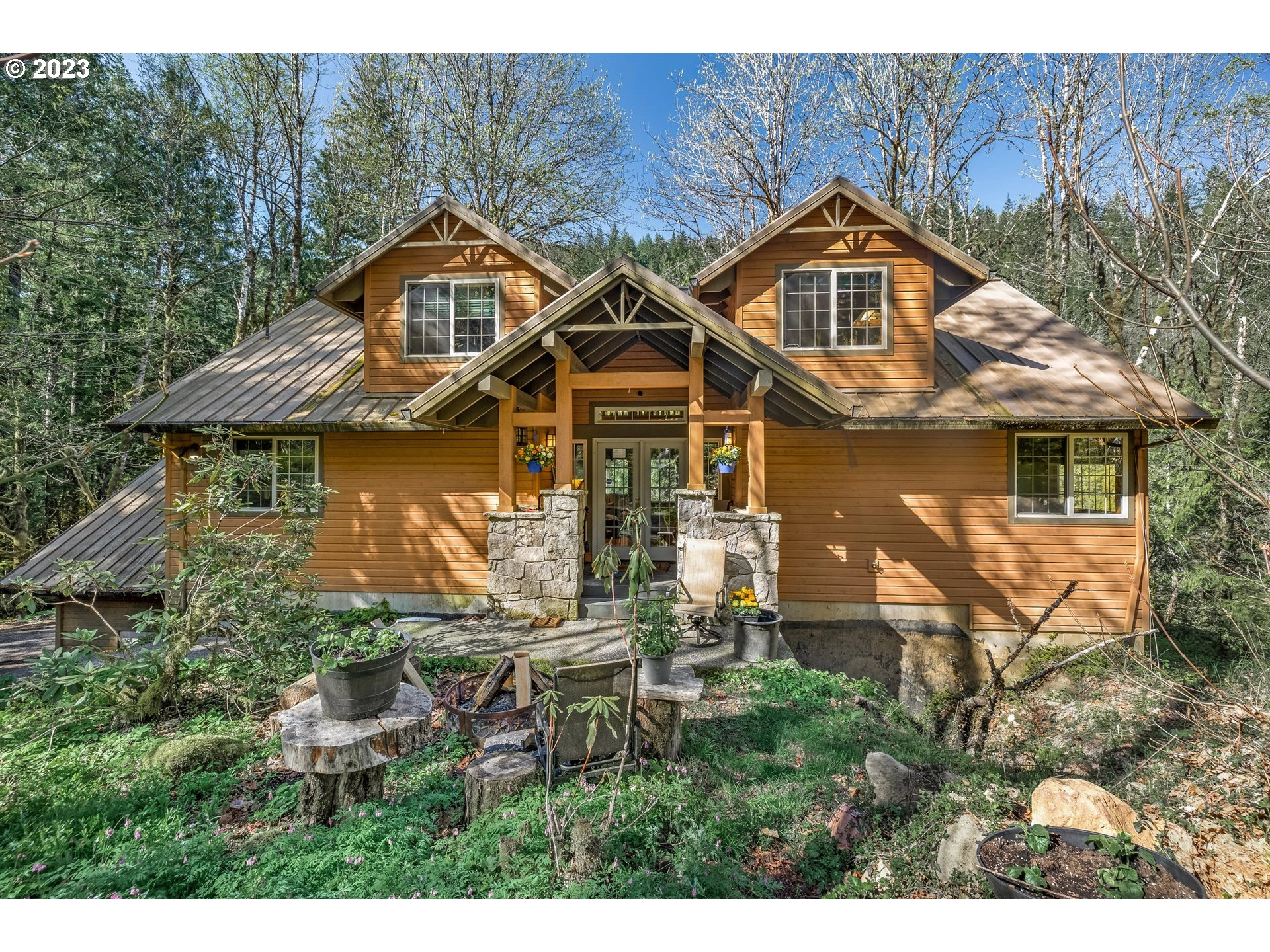 29409 Edgewater Dr  