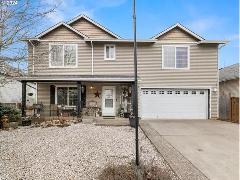 37453 Coralburst St, Sandy, OR 97055