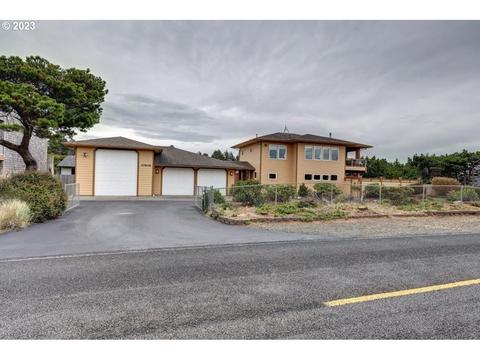 30804 G St, Ocean Park, WA 98640