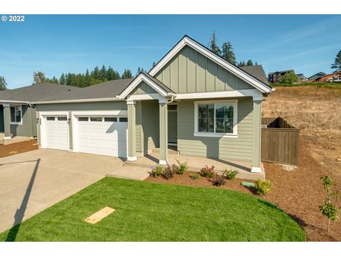 1592 NE Shell Rock Dr, Estacada, OR 97023