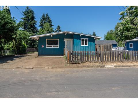 1440 W Myrtle Ave, Roseburg, OR 97471