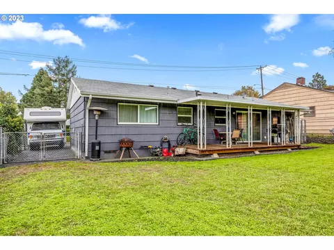 2220 Grant St, Eugene, OR 97405