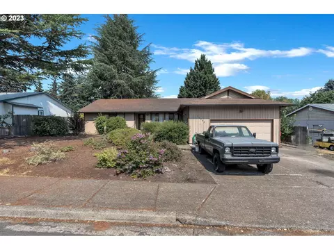 20385 SW Skiver Dr, Beaverton, OR 97078
