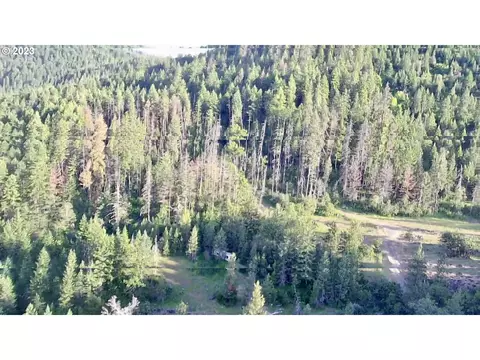 00 S F Little Butte Creek Rd, Eagle Point, OR 97524