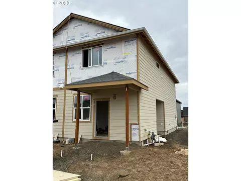 1815 SE Mulberry Ave #38, Dallas, OR 97338