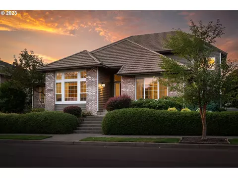 17712 SE 37th St, Vancouver, WA 98683