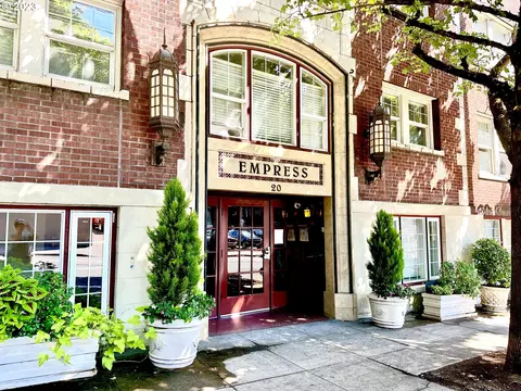 20 NW 16th Ave #214, Portland, OR 97209
