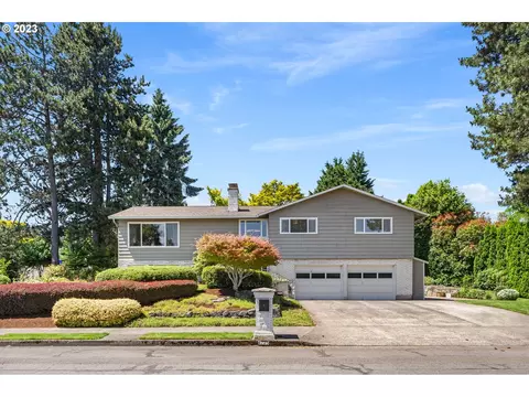 4725 SE Robin Rd, Milwaukie, OR 97267