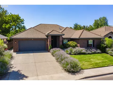 6316 Nicklaus Loop N, Keizer, OR 97303