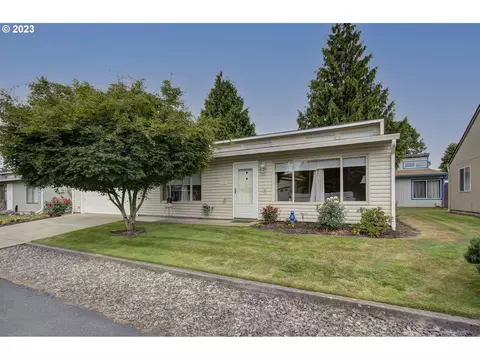 1210 NW 138th St, Vancouver, WA 98685