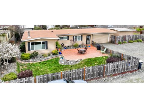 16224 Chapman Ln, Brookings, OR 97415