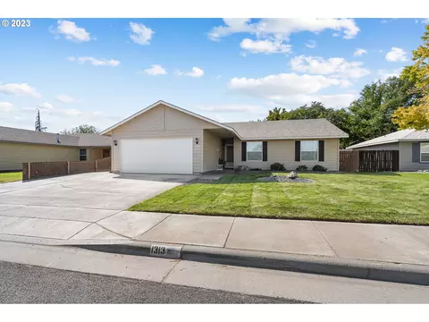 1313 SW Riverhill Dr, Hermiston, OR 97838