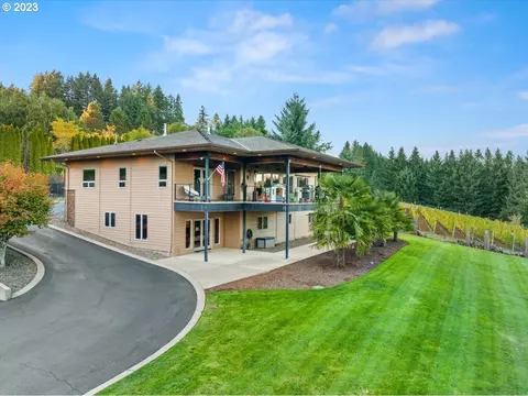 13850 NW Pheasant Hill Rd, Mcminnville, OR 97128