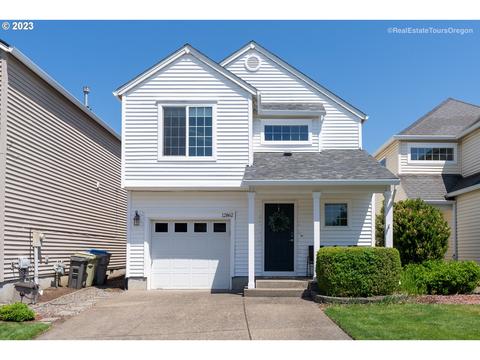 12862 NW Maplecrest Way, Banks, OR 97106