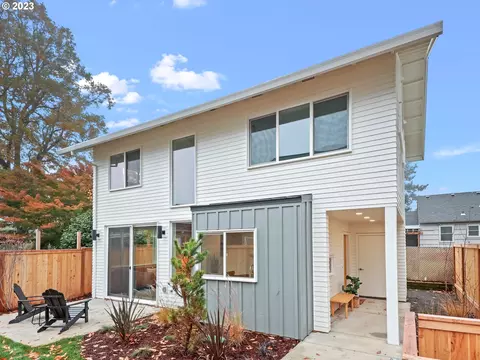 4760 NE 40th Ave #B, Portland, OR 97211