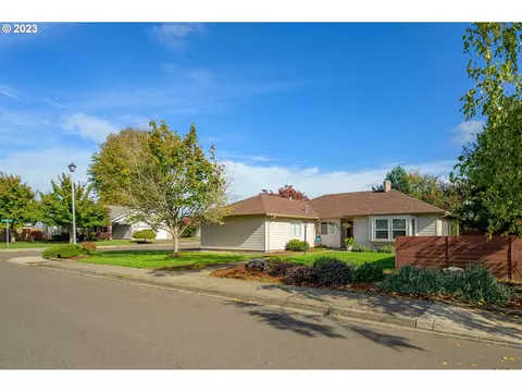 742 SW Agee St, Mcminnville, OR 97128