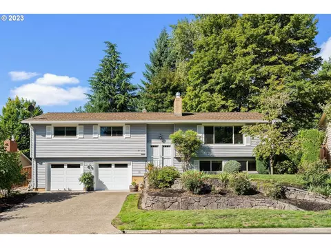 215 NE 17th Ave, Hillsboro, OR 97124