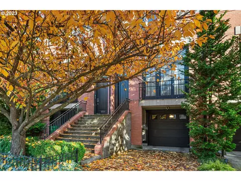 1522 SE 30th Ave, Portland, OR 97214