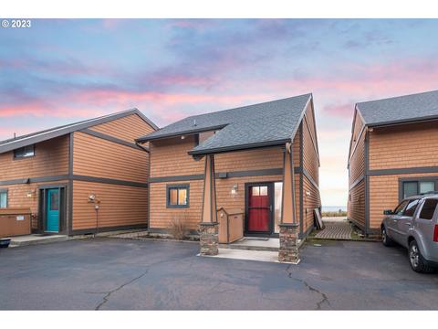 48060 Breakers Blvd #2, Neskowin, OR 97149