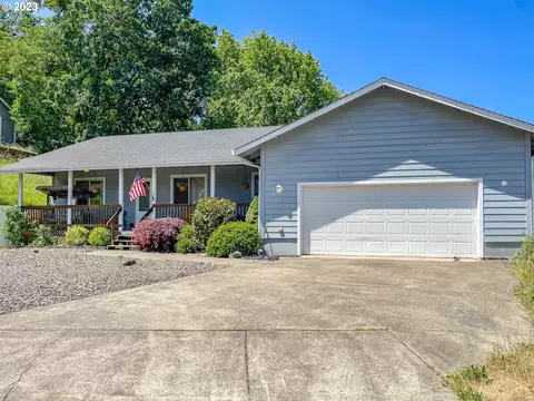 161 Santa Maria Ct, Roseburg, OR 97471