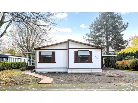 5404 NE 121st Ave #101, Vancouver, WA 98682