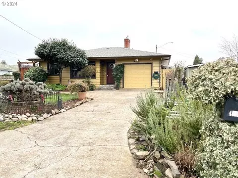 428 W Fair St, Roseburg, OR 97470