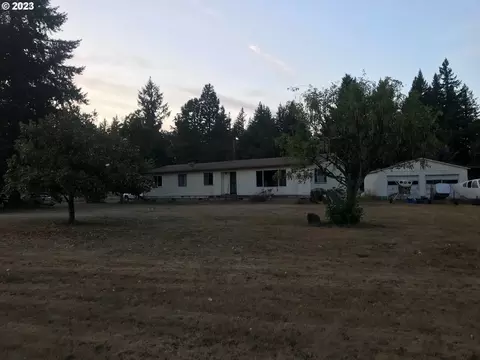 30675 SEly Rd, Estacada, OR 97023