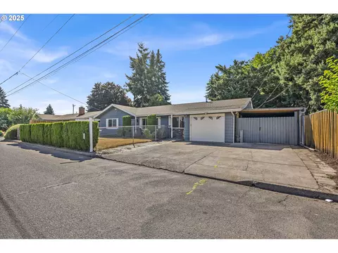 471 Marshall St, Woodburn, OR 97071