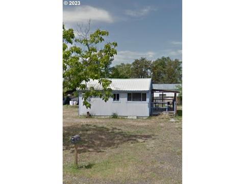 1865 NE 2nd St, Hermiston, OR 97838