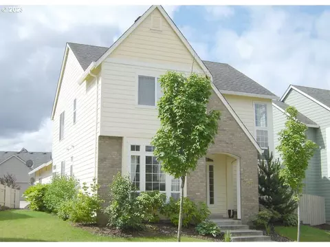 18213 SE 42nd St, Vancouver, WA 98683
