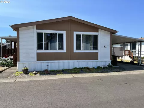 18485 SW Pacific Dr #52, Tualatin, OR 97062