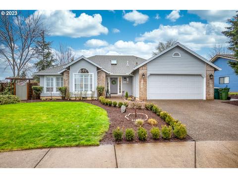 315 E Donald Ln, Newberg, OR 97132 photo 1