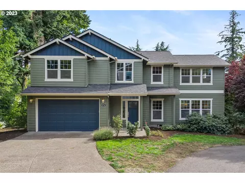 8754 NW Kearney St, Portland, OR 97229