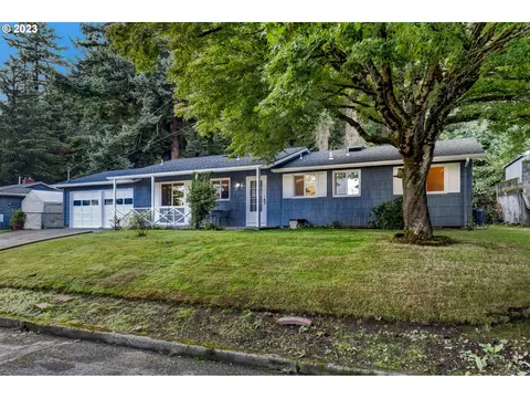 19104 SE Clinton St, Gresham, OR 97030