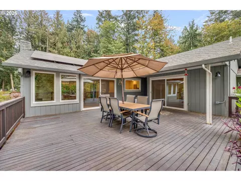 Exterior - 12653 NE Cedarbrook Rd, Aurora, OR 97002 photo 4 of 11
