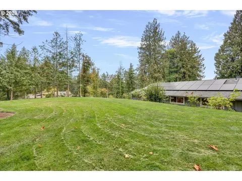 Exterior - 12653 NE Cedarbrook Rd, Aurora, OR 97002 photo 8 of 11