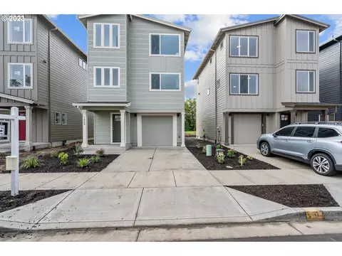 1026 E Ginger Root Ct, Newberg, OR 97132