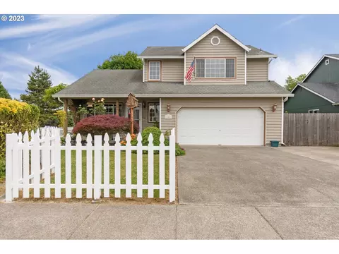 109 Adams Dr, Kelso, WA 98626