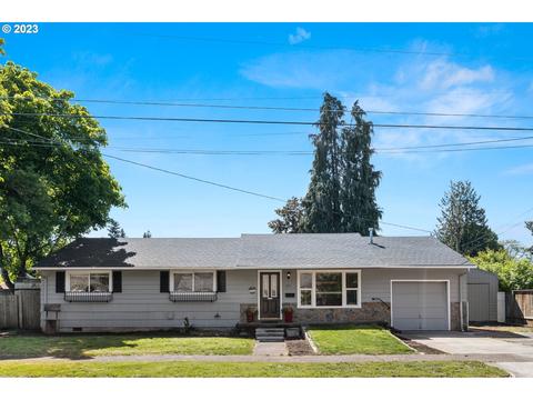 345 W Hereford St, Gladstone, OR 97027