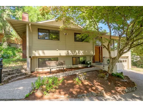 105 E 49th Ave, Eugene, OR 97405