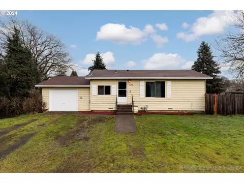 1120 Tualatin St, Saint Helens, OR 97051