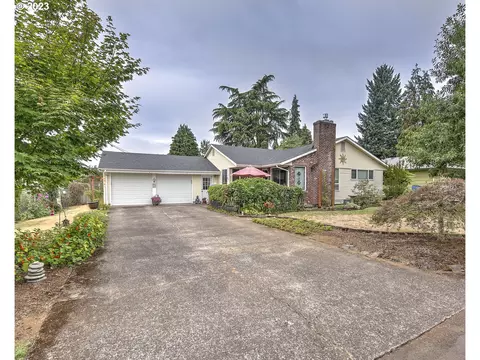 6704 NW 6th Ave, Vancouver, WA 98665