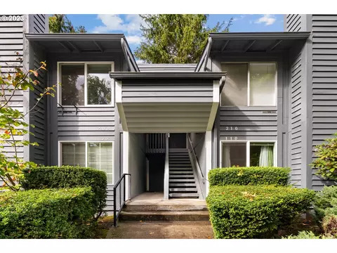 650 SW Meadow Dr #110, Beaverton, OR 97006