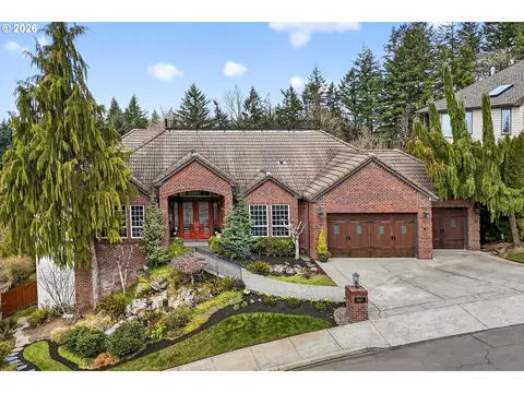 10257 SE Crescent Ridge Loop, Happy Valley, OR 97086