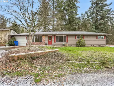 112 Lowrane Dr, Kelso, WA 98626