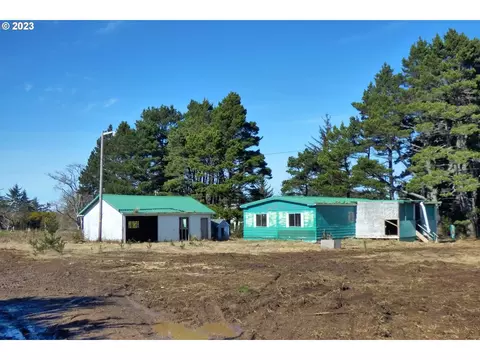 49976 Highway 101, Bandon, OR 97411
