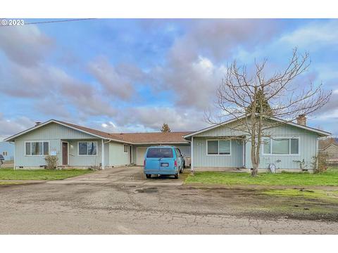 215 S 10th St, Lebanon, OR 97355