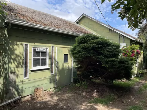32625 W Dixon St, Eugene, OR 97408